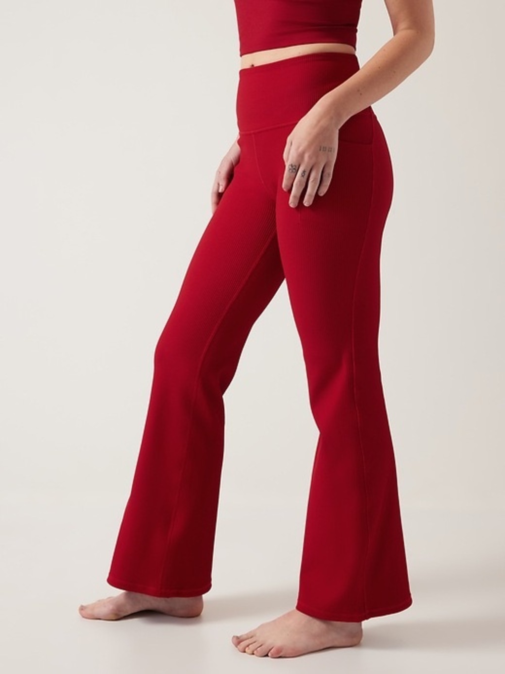 size xs athleta salutation stash rib flare leggings